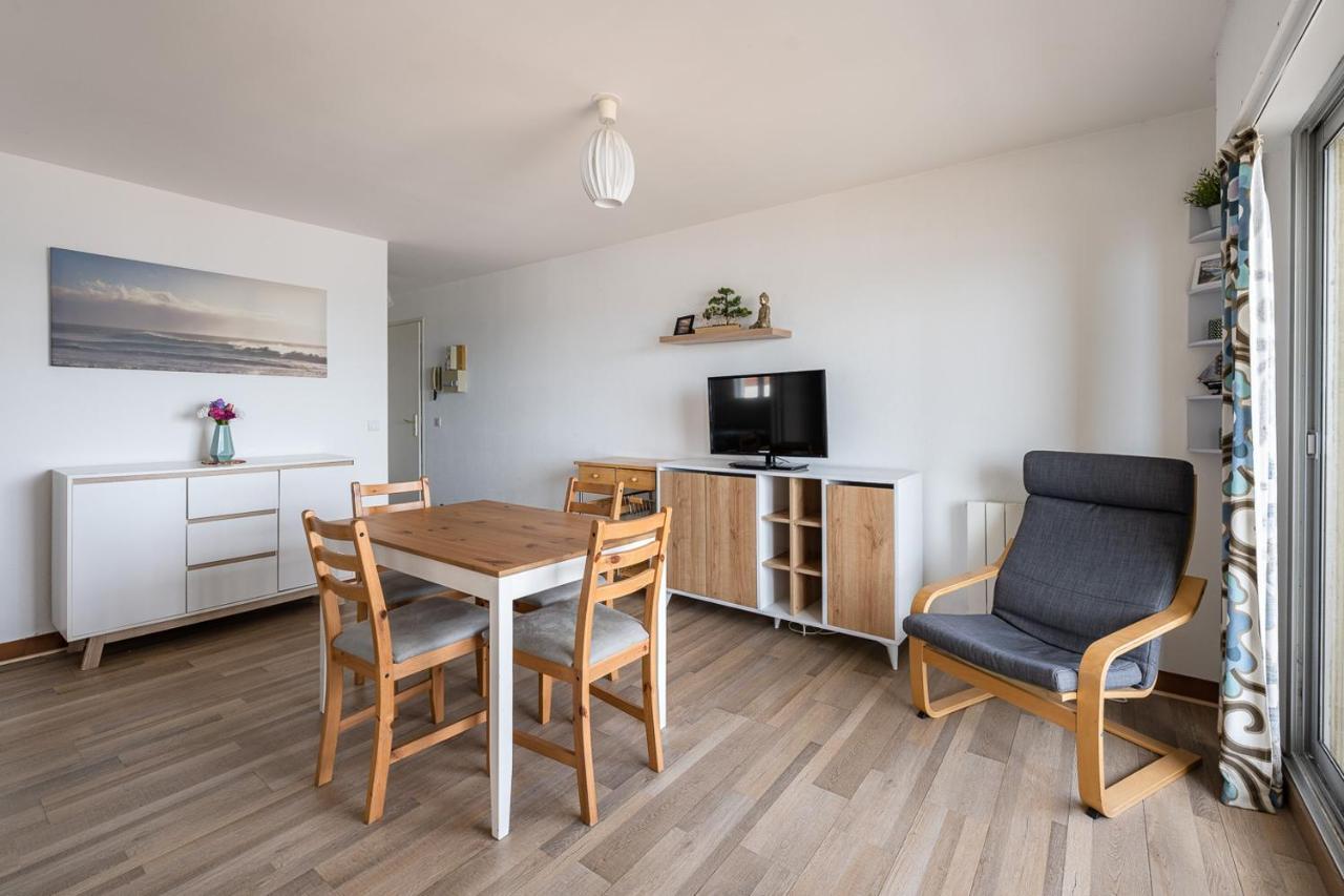 Charmant Appartement Face A La Mer Avec Balcon อูลกัท ภายนอก รูปภาพ